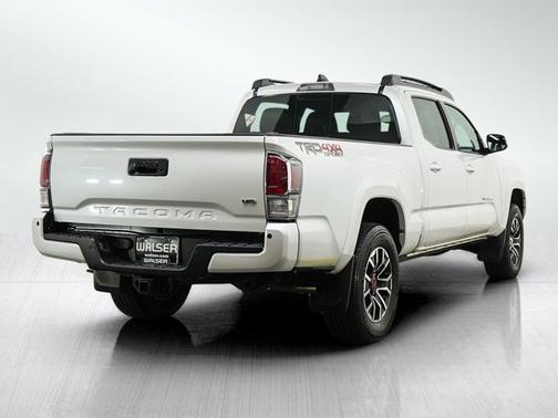 Pearl 2021 Toyota Tacoma TRD Sport