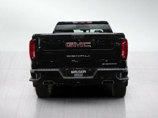 Onyx Black 2022 GMC Sierra 1500 Denali