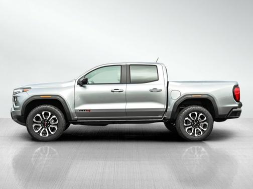 2026 GMC Canyon 4WD AT4