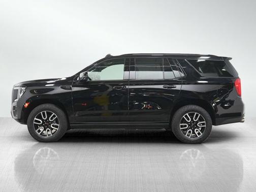 Onyx Black 2023 GMC Yukon AT4