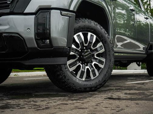 2025 GMC Sierra 3500 Denali