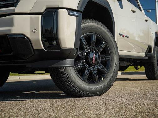 2026 GMC Sierra 3500 AT4