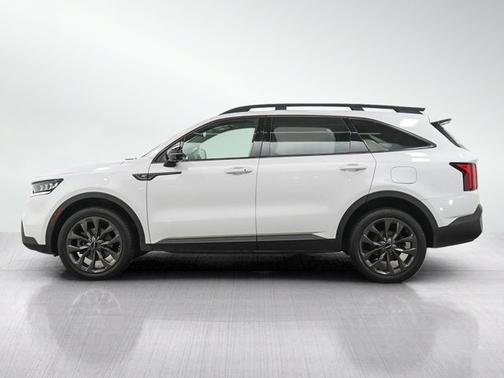 Glacial White Pearl 2022 Kia Sorento X-Line SX Prestige