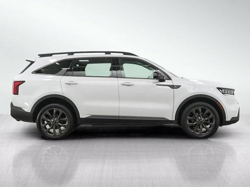 Glacial White Pearl 2022 Kia Sorento X-Line SX Prestige