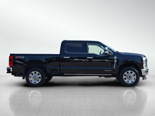 2023 Ford F-350 LARIAT