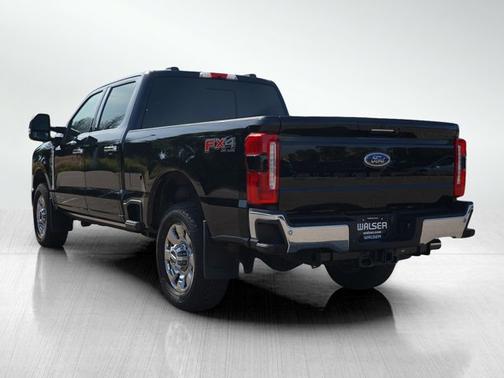 2023 Ford F-350 LARIAT
