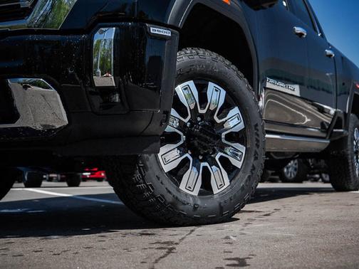 2025 GMC Sierra 3500 Denali