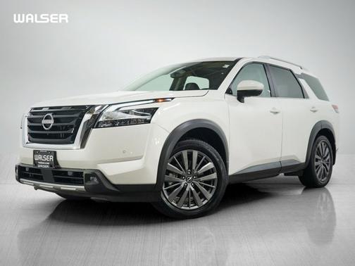 Pearl White Tricoat 2022 Nissan Pathfinder SL