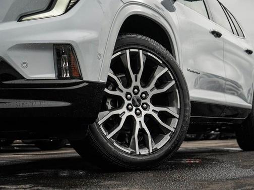 Glacier White Tricoat 2026 GMC Acadia Denali