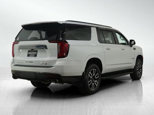 2024 GMC Yukon XL AT4