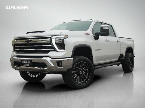 Iridescent Pearl Tricoat 2024 Chevrolet Silverado 3500 LTZ