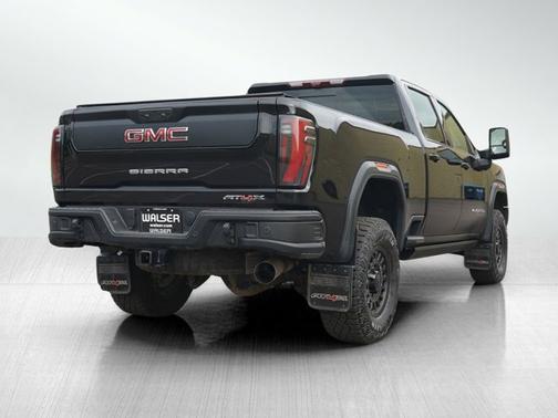 Onyx Black 2024 GMC Sierra 2500 AT4X