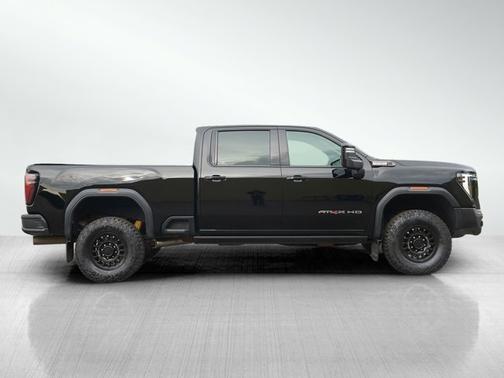 Onyx Black 2024 GMC Sierra 2500 AT4X