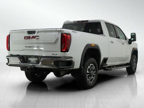Summit White 2023 GMC Sierra 2500 SLT