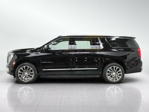 Onyx Black 2025 GMC Yukon XL Denali