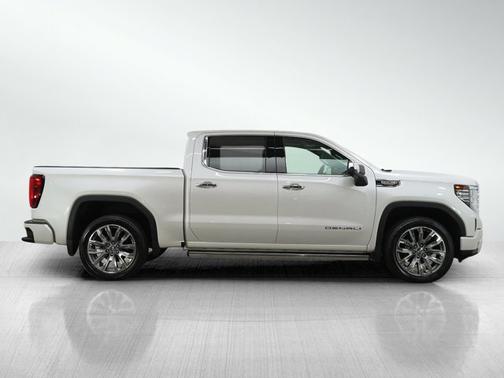 White Frost Tricoat 2025 GMC Sierra 1500 Denali