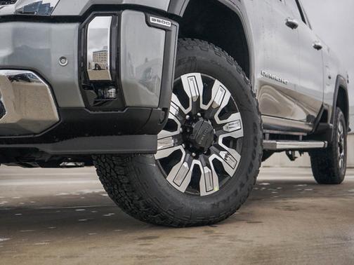 2025 GMC Sierra 3500 Denali