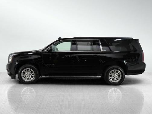 2017 GMC Yukon XL SLT