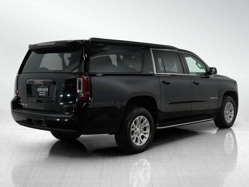 2017 GMC Yukon XL SLT