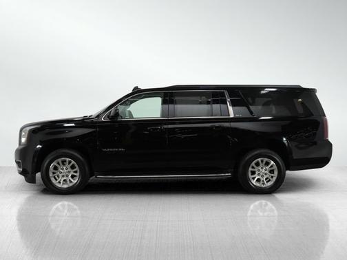 2017 GMC Yukon XL SLT