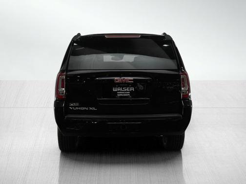 2017 GMC Yukon XL SLT