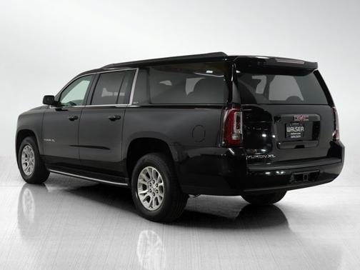 2017 GMC Yukon XL SLT
