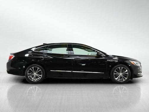 2017 Buick LaCrosse Essence