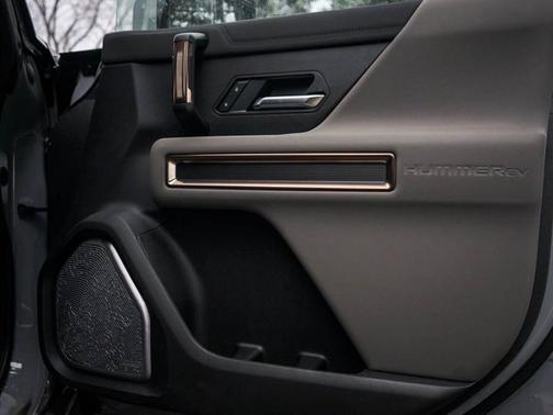 Meteorite Metallic (Grey) 2025 GMC HUMMER EV Pickup 3X