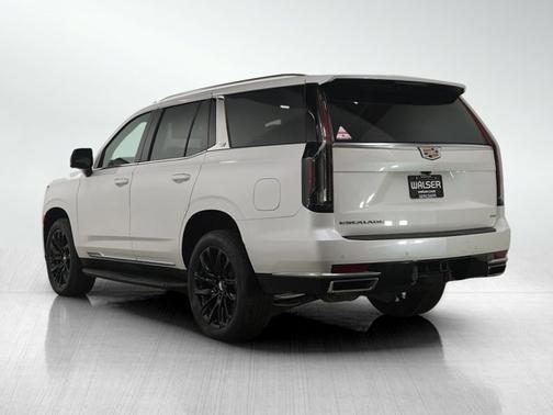 2022 Cadillac Escalade Luxury