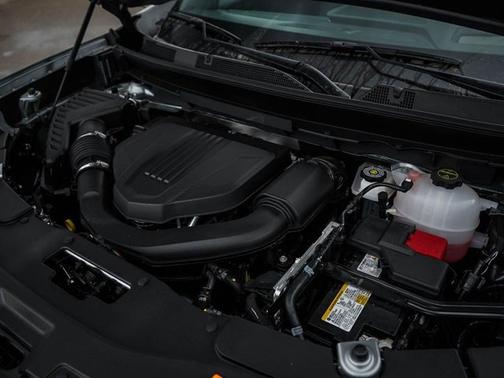 2026 GMC Acadia AWD AT4