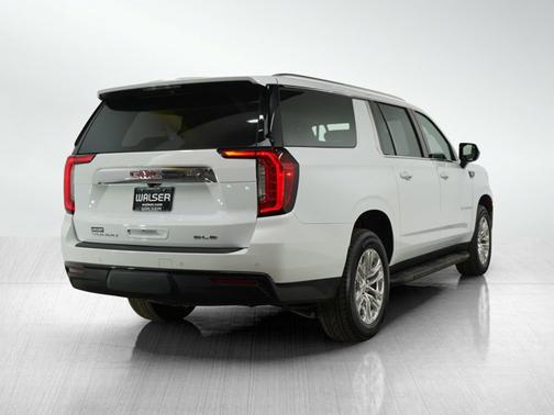 2024 GMC Yukon XL SLE
