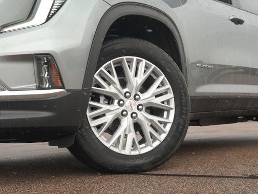 2026 GMC Acadia AWD Elevation