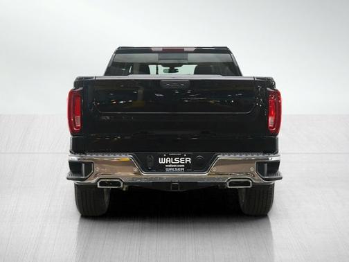 Onyx Black 2022 GMC Sierra 1500 SLT