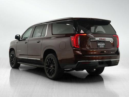 2022 GMC Yukon XL SLT