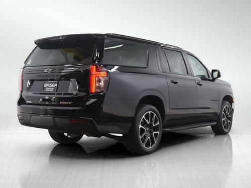 2024 Chevrolet Suburban RST