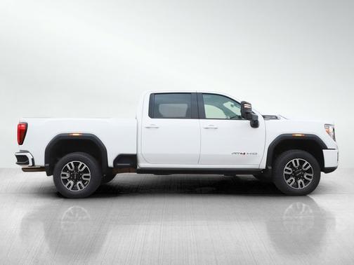 Summit White 2022 GMC Sierra 3500 AT4