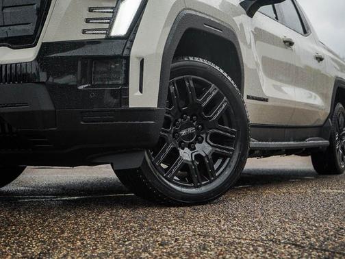 2026 GMC Sierra EV Extended Range Elevation