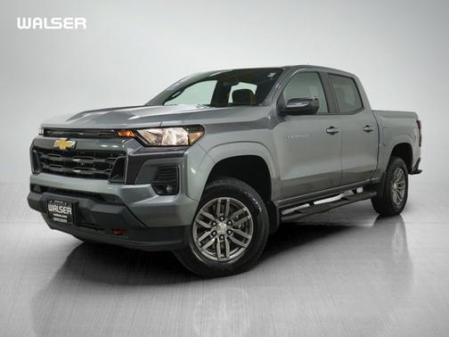 Sterling Gray Metallic 2023 Chevrolet Colorado 4WD LT