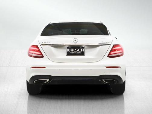 designo Diamond White 2019 Mercedes-Benz E-Class E 300