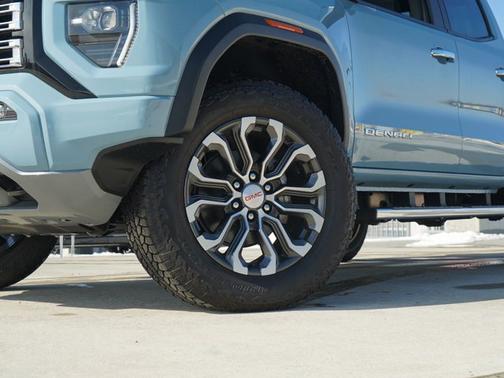 2026 GMC Canyon 4WD Denali