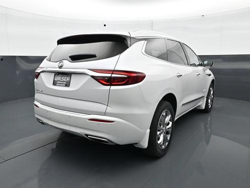 White Frost Tricoat 2021 Buick Enclave Avenir