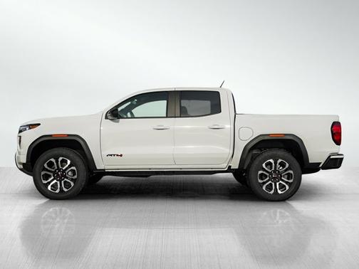 2026 GMC Canyon 4WD AT4