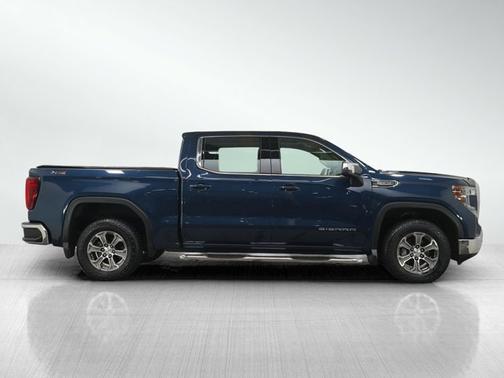 Pacific Blue Metallic 2019 GMC Sierra 1500 SLE