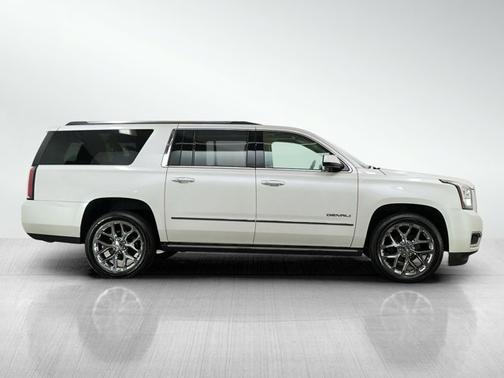 White Frost Tricoat 2020 GMC Yukon XL Denali