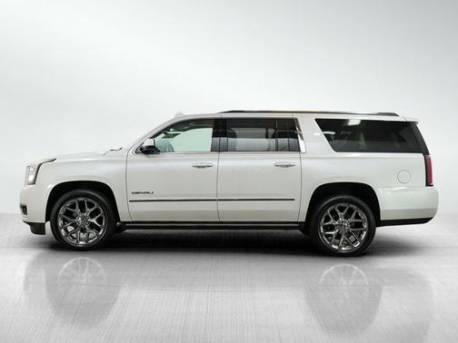 White Frost Tricoat 2020 GMC Yukon XL Denali