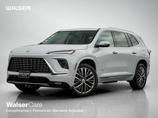 Iridescent White Tricoat 2026 Buick Enclave Avenir