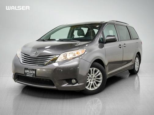 Predawn Gray Mica 2017 Toyota Sienna XLE