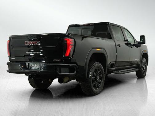 2024 GMC Sierra 2500 AT4