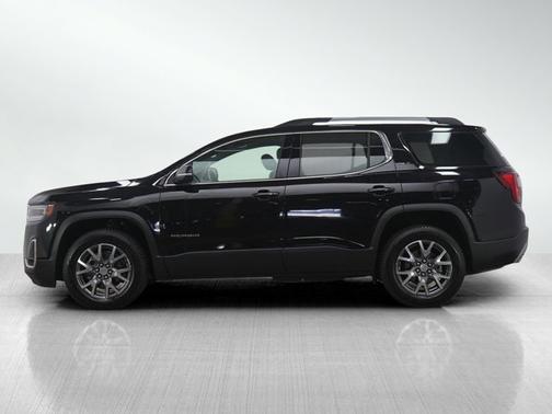 2022 GMC Acadia SLT