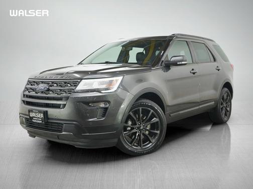 Magnetic 2018 Ford Explorer XLT